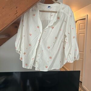 Old Navy Cream Buttoned Blouse with 3/4 Sleeves and Mandarin Collar